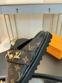 Picture of Louis Vuitton Slippers _SKULVsz35-46mnf10031105